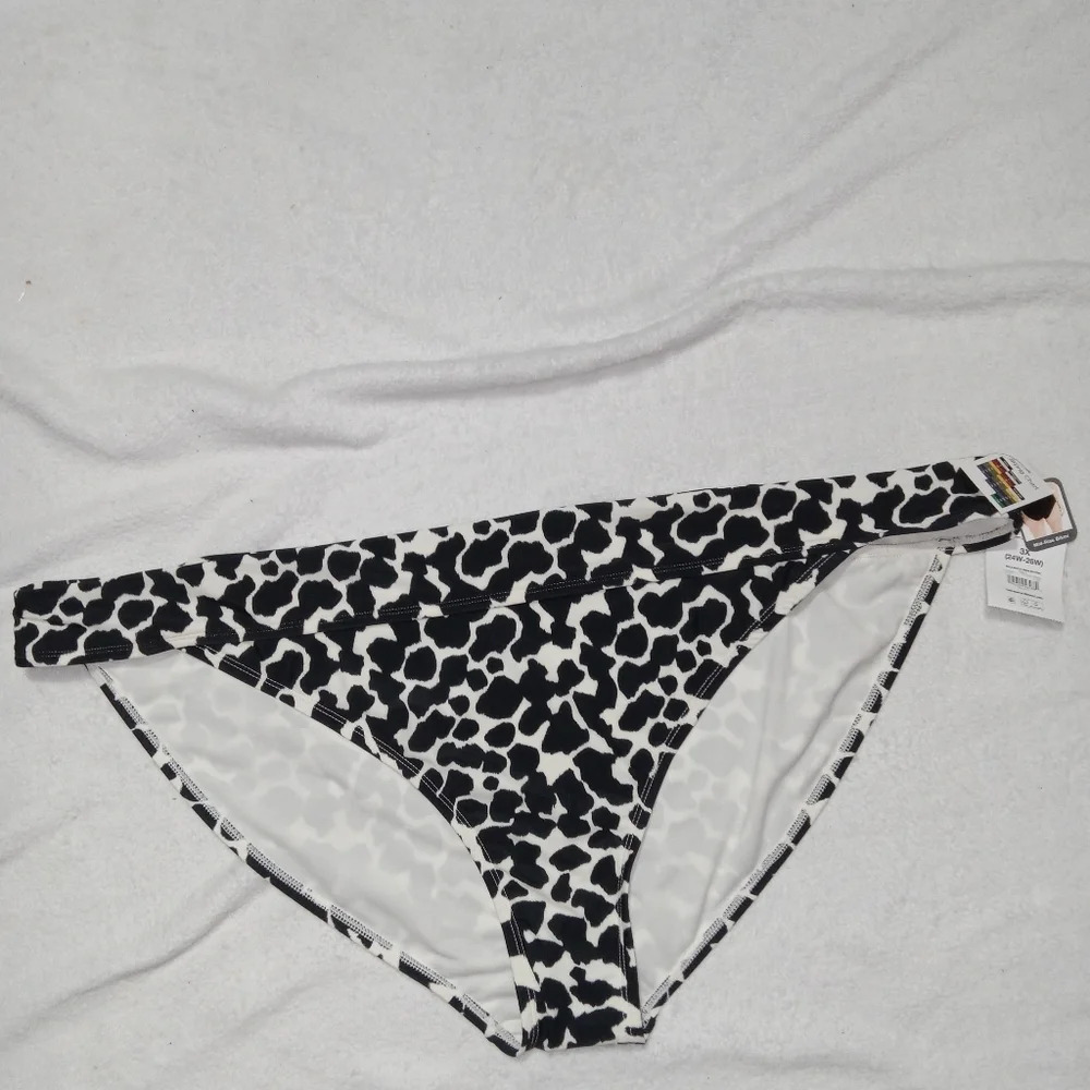 5 for $10 Time & Tru NWT Black & White Pebbled Midrise Bikini Bottom 3X(24W-26W)